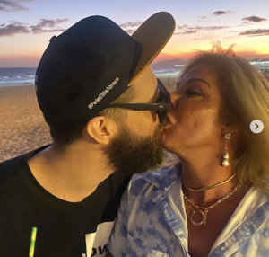 Rosana Menezes with her lover Diogo Defante in May 2022.